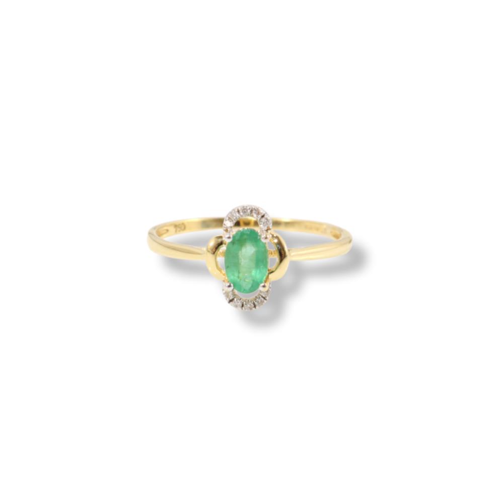 18k emerald and diamond ring