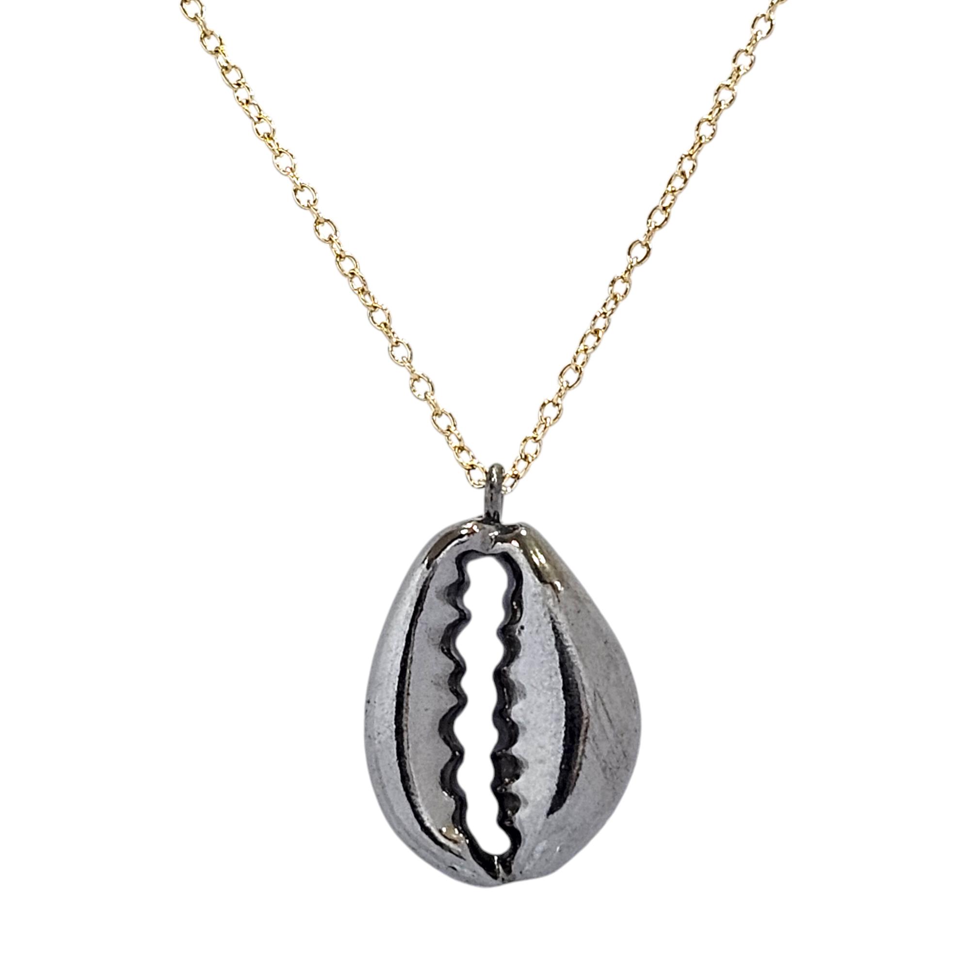 925 BLACK SEASHELL NECKLACE