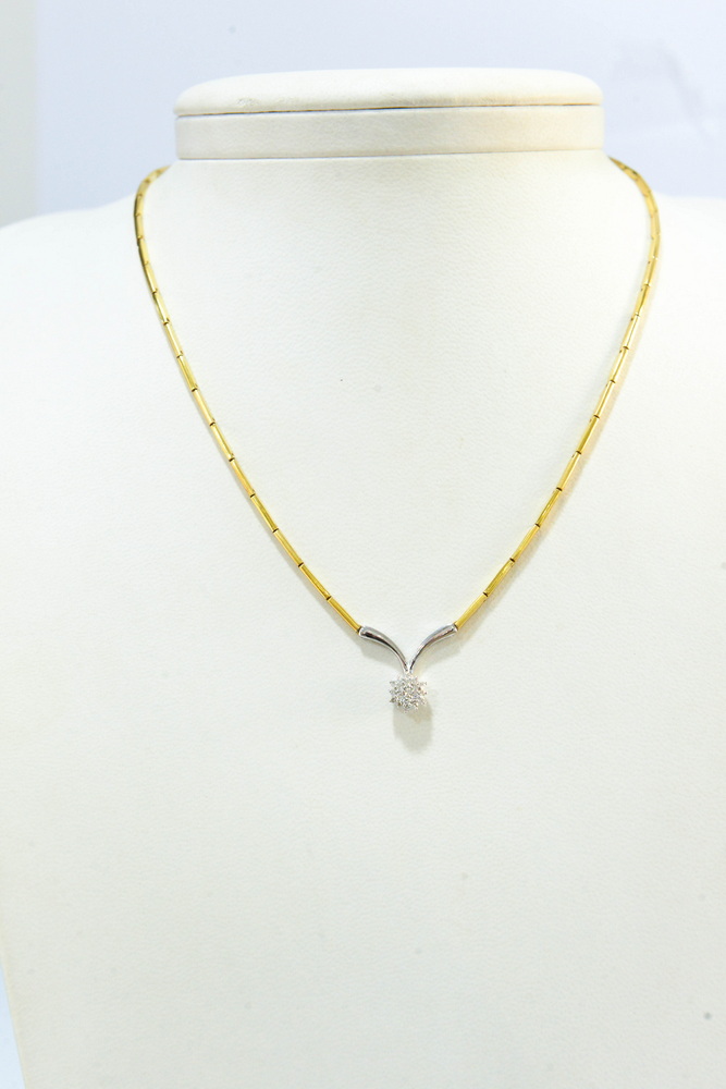 DIAMOND NECKLACE D/T  18CT 21P