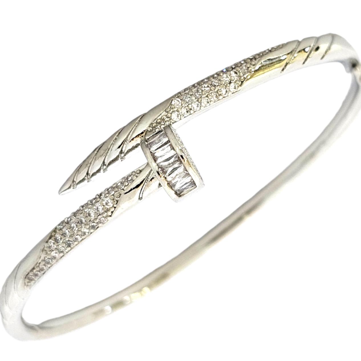 STAINLESS STEEL CARTIER NAIL