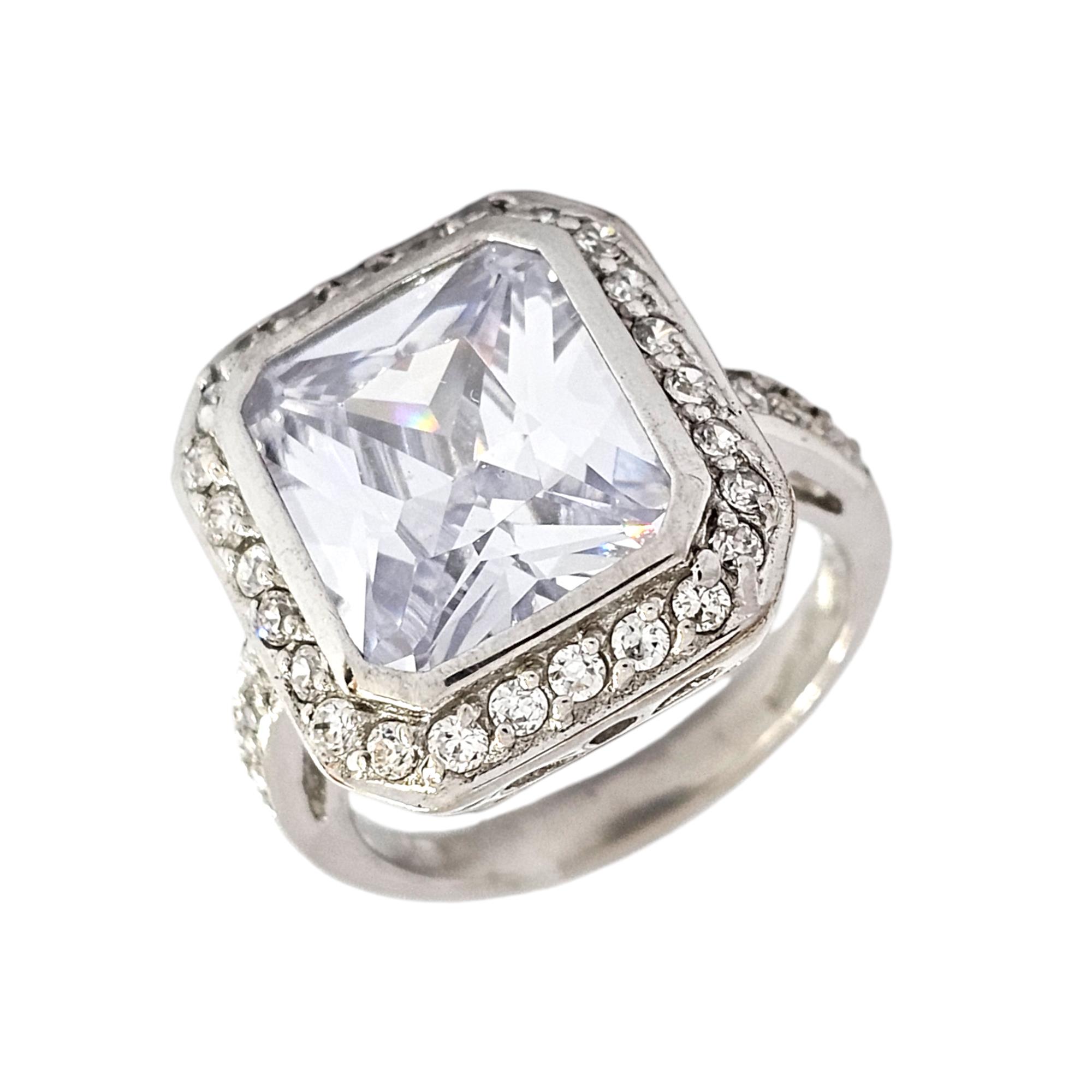 925 CUSHION CUT ZIRCON RING